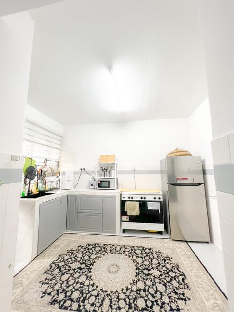 Kitchen or kitchenette, minibar, pet friendly, stove