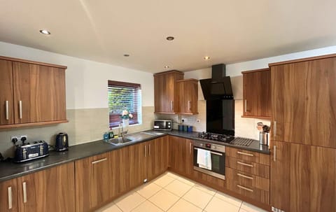 Bracknell Contemporary Stylish 3 bedroom in Casa in Bracknell