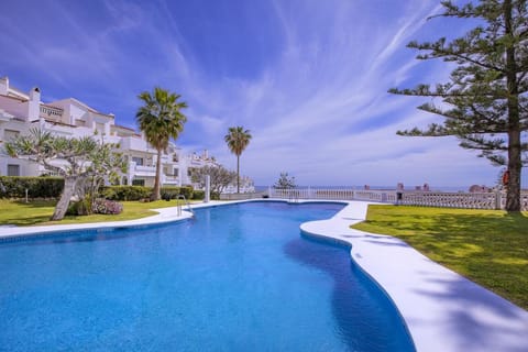 Property building, Day, Garden, Garden view, Pool view, Sea view, Swimming pool, Swimming pool