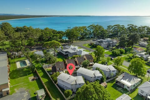 Alkira by Experience Jervis Bay House in Huskisson