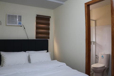 Anicia Guesthouse Units Condo in Paranaque