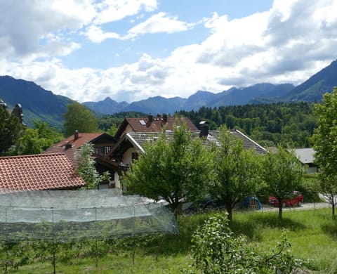 Haus Huber, Waltraud Huber Apartment in Grassau