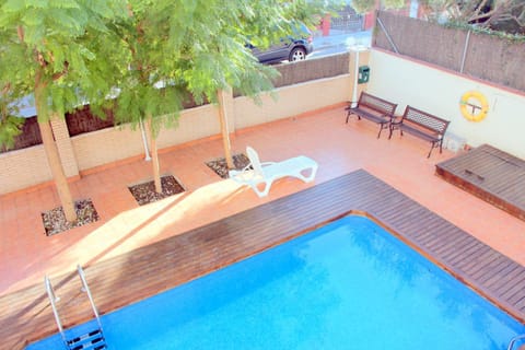 Apartamentos Caru Condo in Castelldefels