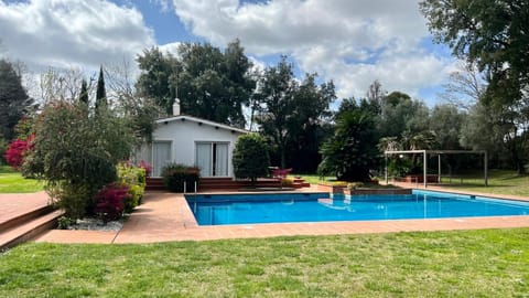 Property building, Spring, Day, Natural landscape, Garden, Garden view, Pool view, Swimming pool