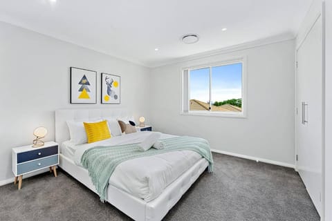 AirCabin - Norwest - Luxury Lovely - 4 Beds House Casa in Castle Hill