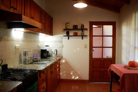 Kitchen or kitchenette, Kitchen or kitchenette