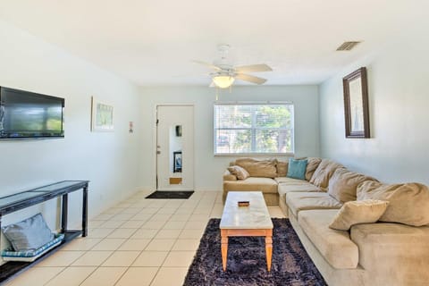 Pet-Friendly Stuart Vacation Rental Home! Casa in Jensen Beach