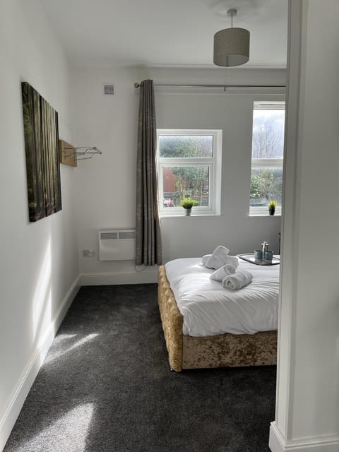 Modern 1 bed studios for comfy stay in Preston Condo in Preston