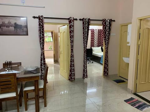 Lovely 2 Bedroom Apartment with kitchen & 2 washrooms Condo in Kolkata