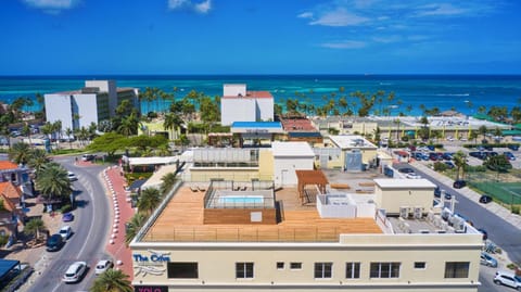 The Cove - Condo Hotel - Palm Beach Strip Appartement-Hotel in Noord