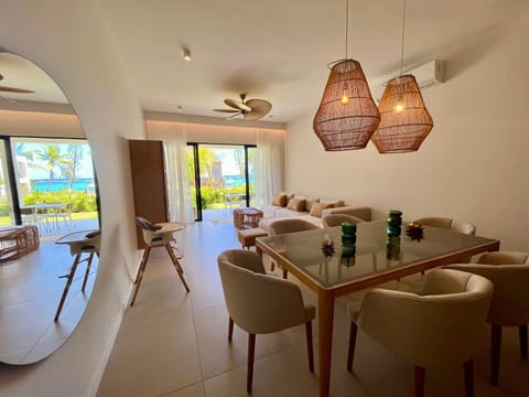 Exclusive beachfront apartment Apartment in Flacq District, Mauritius