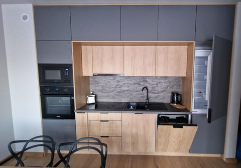 Apartament SALONET Airport & MTP Apartment in Poznan