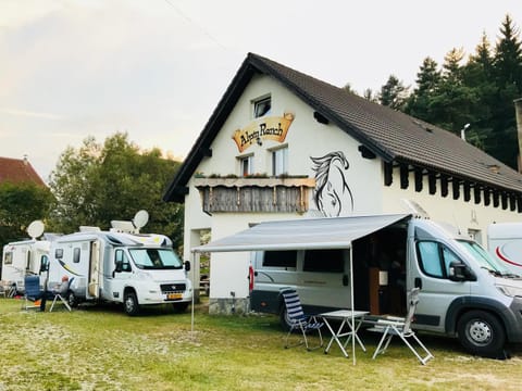 Alpin Ranch House in Brașov County