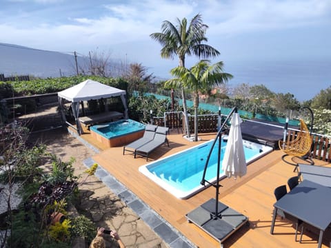 Balcony/Terrace, Swimming pool