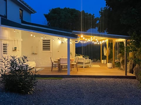 Patio, Garden, Dining area