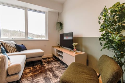 Stirling Redhill by Pay As U Stay Apartamento in Redhill