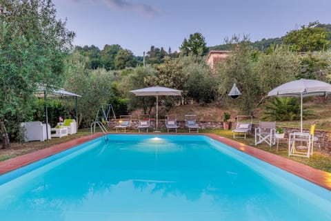 Villa Dondolino, a Stylish Farmhouse Villa in Lucca