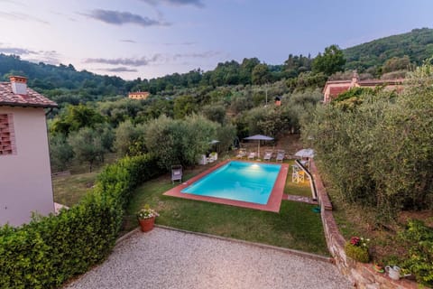 Villa Dondolino, a Stylish Farmhouse Villa in Lucca