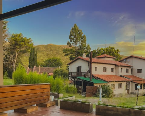 Property building, Natural landscape, View (from property/room), Balcony/Terrace, Garden view, Mountain view