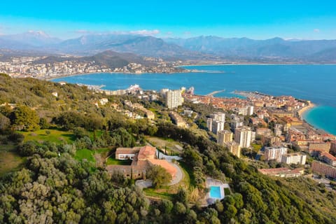 La Villa Deluxe une propriété d'Exception sur les hauteurs d'Ajaccio Villa in Ajaccio