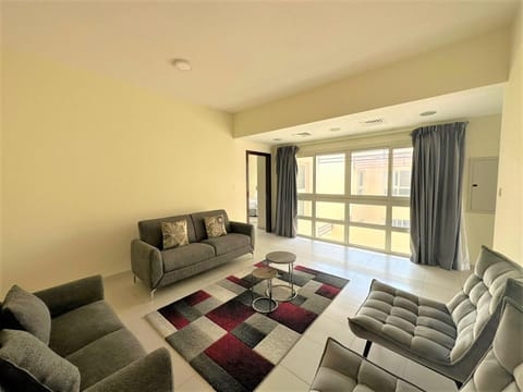 Luxurious 3B Villa with Balcony in Ras Al Khaimah Condo in Ras al Khaimah