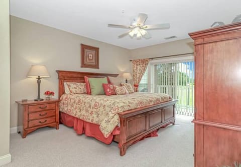 Southern Exposure Deluxe - World Tour Golf Resort Condo in Carolina Forest