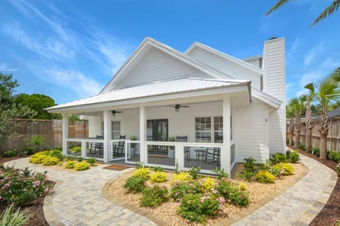 Island Attitude House in Saint Simons Island