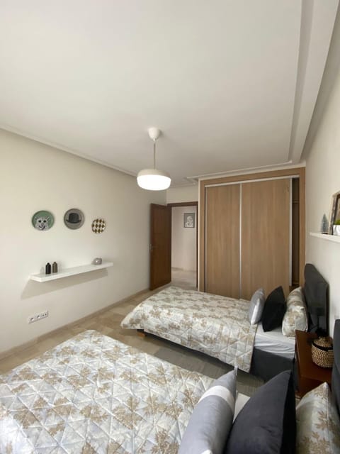 2 Bedroom APT next to Casanearshore sidi maarouf Condo in Casablanca