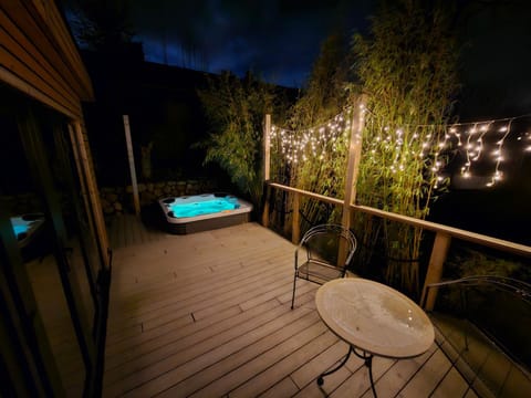 Hot Tub, Balcony/Terrace