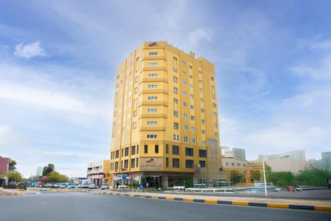 Property building, Day, Neighbourhood, City view, Street view, Location