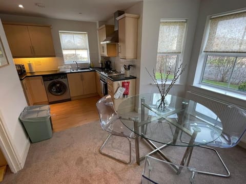 Dining area, minibar, pet friendly, stove, toaster, washing machine, dryer