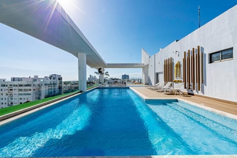 Balcony/Terrace, Swimming pool, Swimming pool