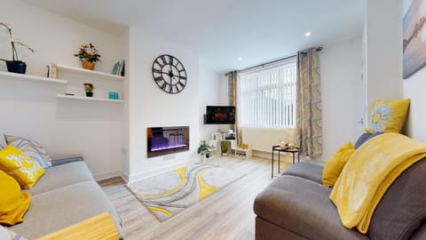 Redwood Condo in Stoke-on-Trent