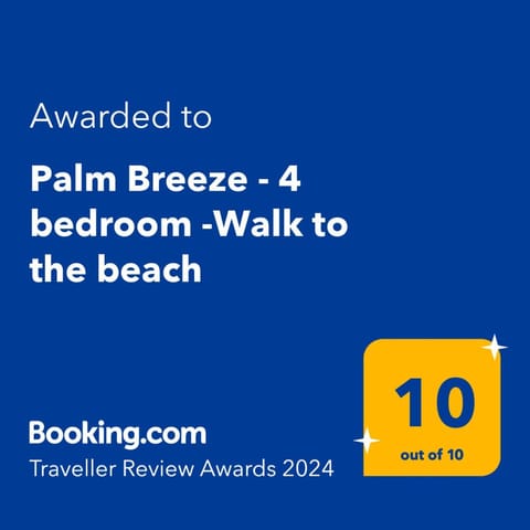 Palm Breeze - 4 bedroom -Walk to the beach House in Bargara