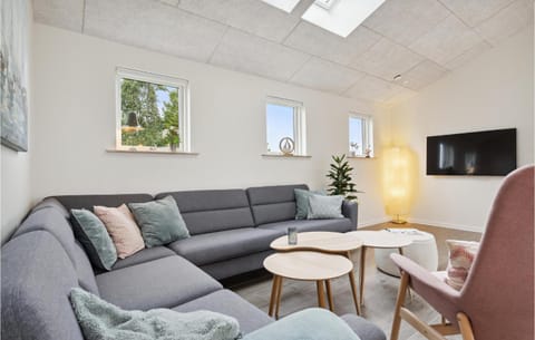 Stunning home in Middelfart with WiFi and 4 Bedrooms Casa in Middelfart