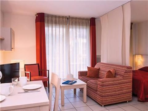La Villa Du Lac- 3 rooms for 6 people Condominio in Divonne-les-Bains
