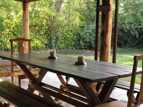 Casa en callejón privado en Chacras de Coria con bicicleta House in Luján de Cuyo