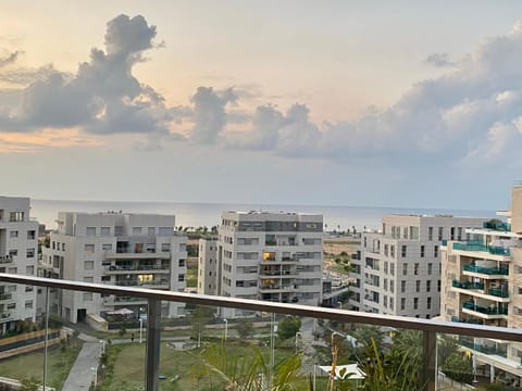 Tlv sea view penthouse Condo in Tel Aviv-Yafo