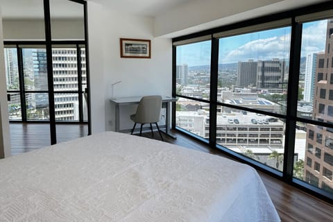 Bedroom, City view, Mountain view