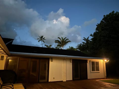 Best Vacation rental house close to Kahala Beach ! Maison in Honolulu