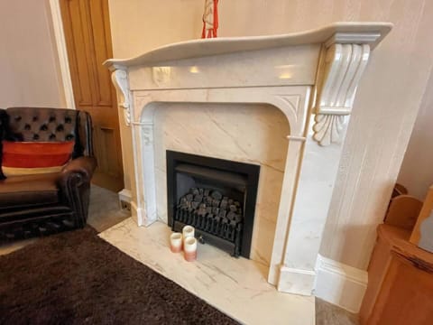 Pass the Keys Beautiful Period Property in Central Location Condo in Dumfries
