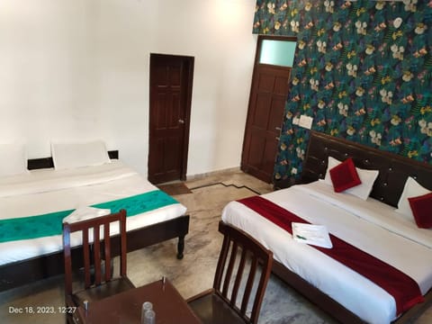 Hotel Shivanta Residency Hotel in Rishikesh