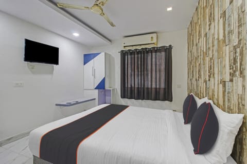 Collection O Hotel Sai Krupa Hotel in Hyderabad