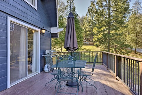 Pine Mountain Lake Vacation Rental with Deck House in Groveland