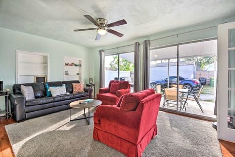 Spacious House Rental 7 Miles to Siesta Key! House in Sarasota