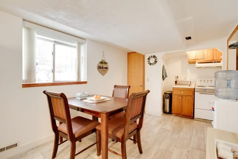 Pet-Friendly Minneapolis Apt Near Shops and Dining! Appartement in Fridley