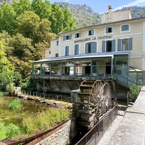 Le Château Olive et Raisin Appartement in Fontaine-de-Vaucluse