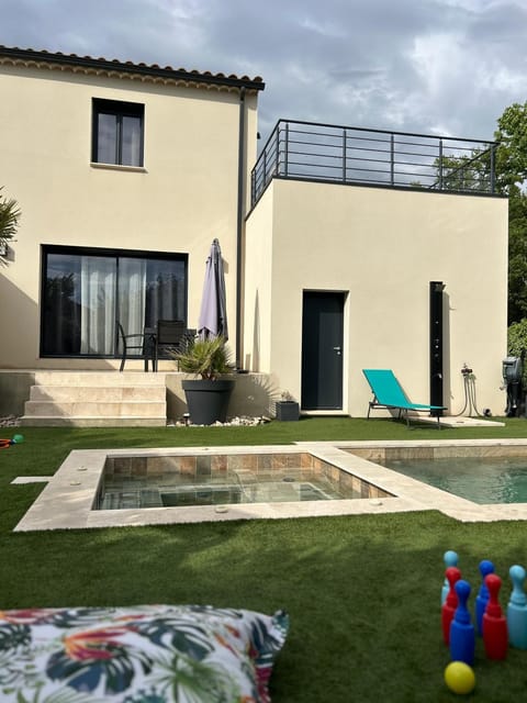 Luxury House Family’s Villa in Carpentras