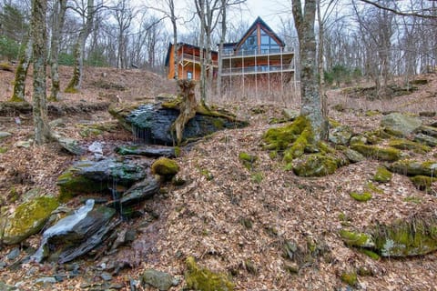 Rested Traveler House in Watauga