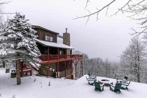 Carolina Lookout House in Brushy Fork